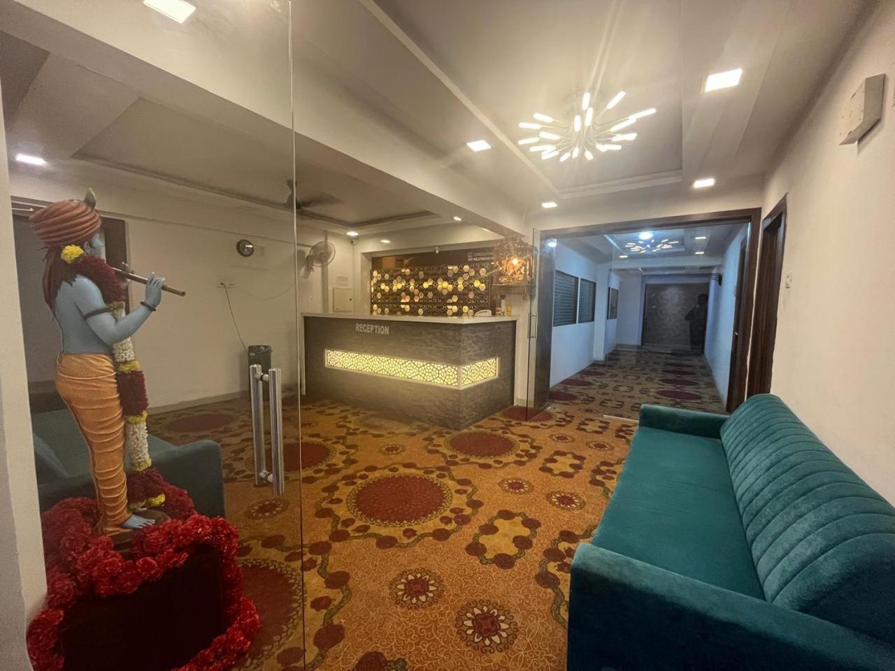 Arsh Executive Inn Dive ภายนอก รูปภาพ