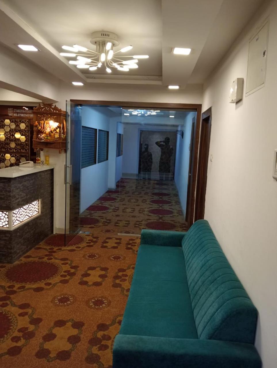 Arsh Executive Inn Dive ภายนอก รูปภาพ